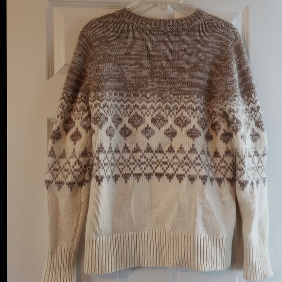 Banana Republic Crew Neck Sweater - Picture 2 of 4